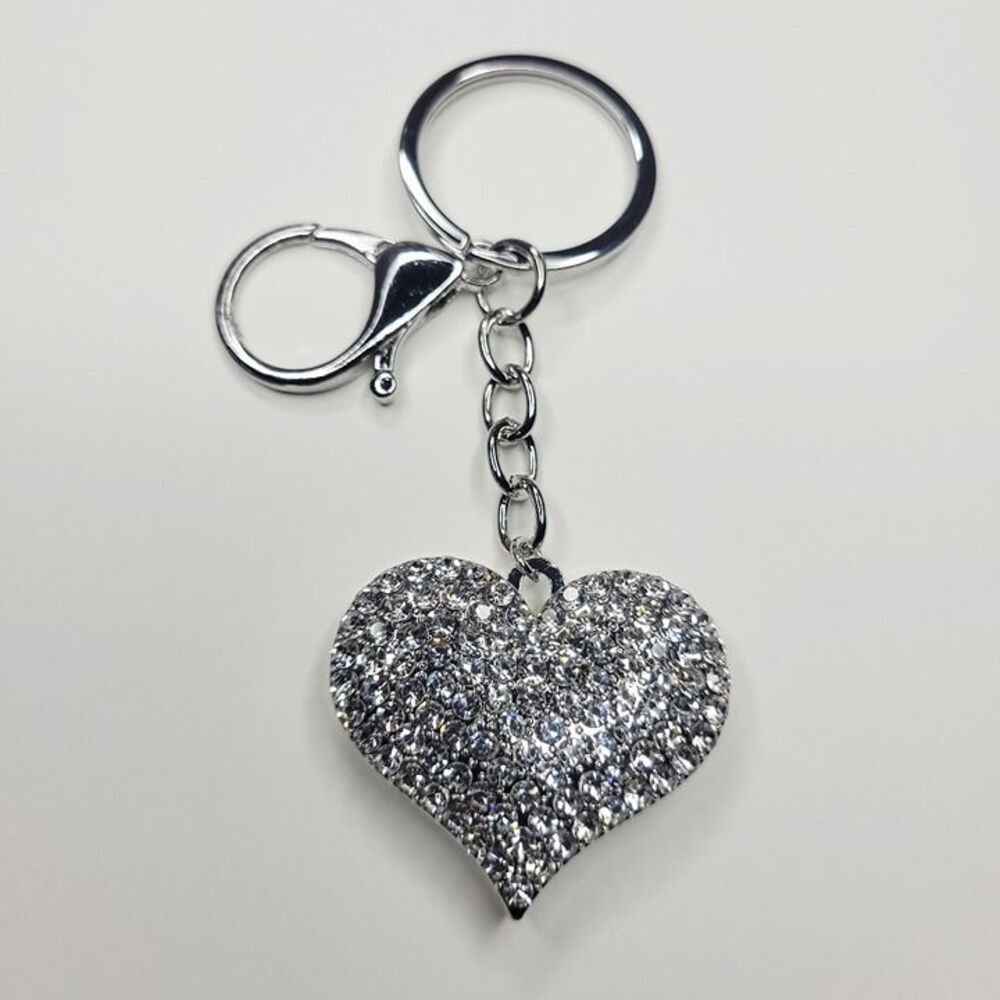NWT Super Sparkly Silver Metal Puffy Heart Keychain Bag Charm Rhinestones Bling